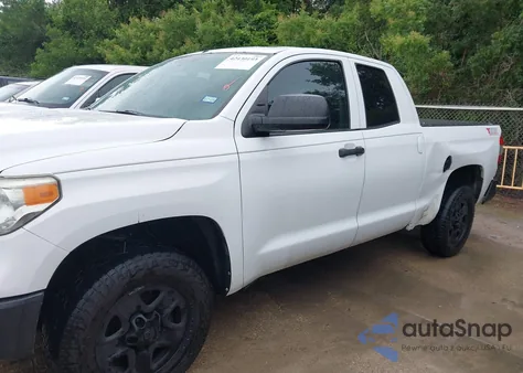 2014 Toyota Tundra Sr 4.6L V8 z USA, uszkodzony, nr VIN 5TFUM5F15EX056338